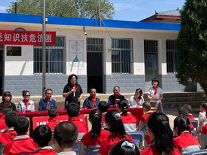 蘭州振西建筑安裝工程有限公司愛心之行 ----六一捐贈活動(dòng)